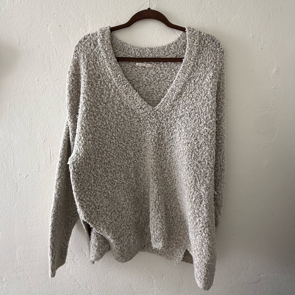 Urban Outfitters Soft Cream V-Neck Sweater